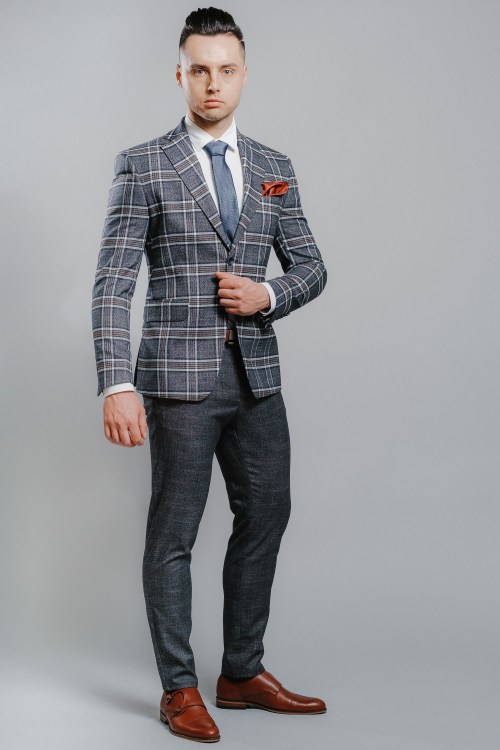 Elegancka formalna odzież męska wizytowa na miarę