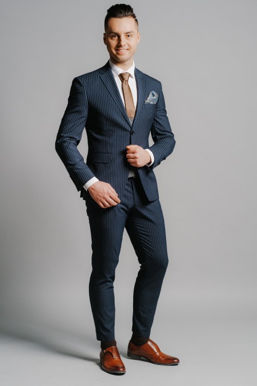Elegancka formalna odzież męska wizytowa na miarę